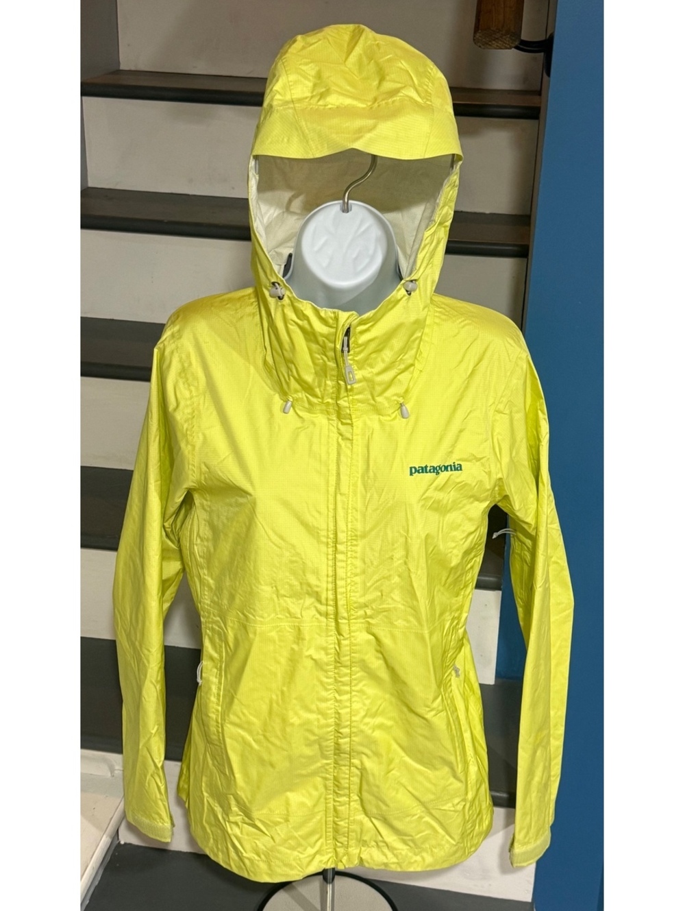 Women’s Small Torrentshell H2NO Mellow Yellow Lightweight Hooded Rain Jacket